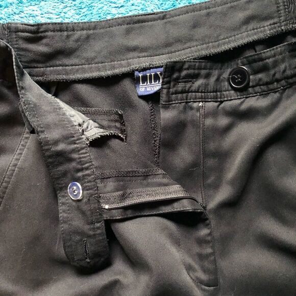 Lily’s of Beverly Hills, black shorts, size 12 - Picture 4 of 9